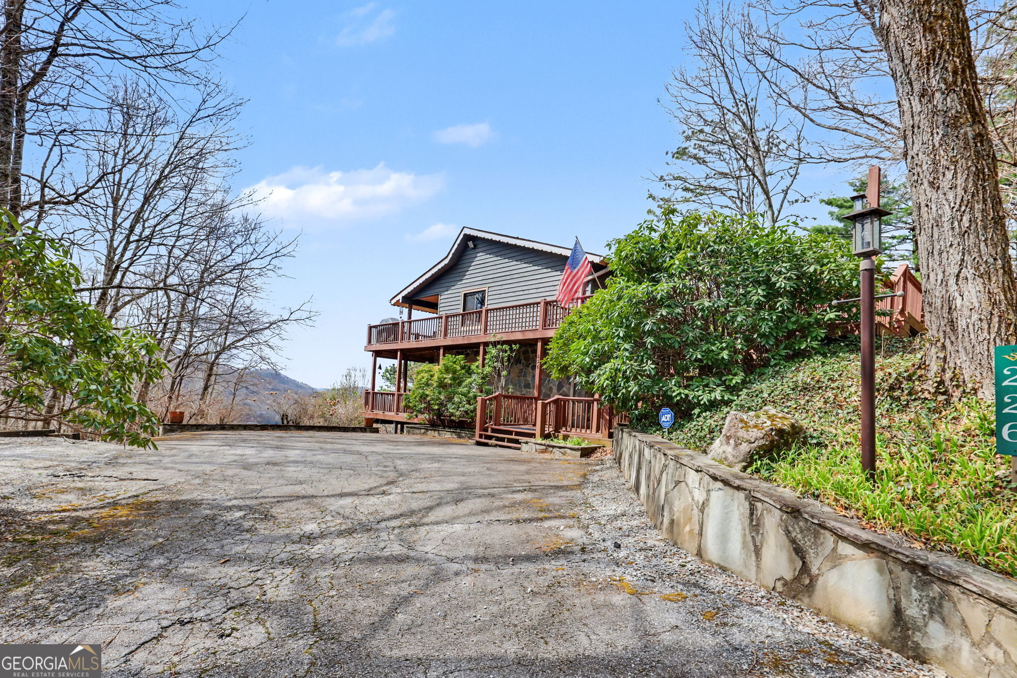 226 Moon Ridge Drive Dillard, GA 30537 - Photo 4 of 105