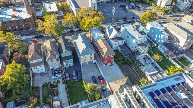 $1,400,000 | 4518 Richardson Avenue | Wakefield