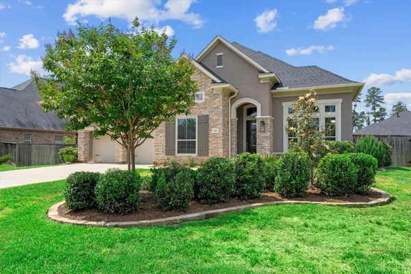 $2,975 | 122 Coral Bells Court, Conroe, TX 77304