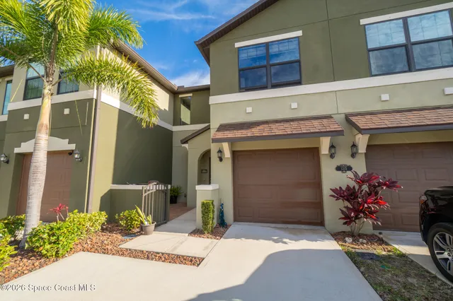 $304,999 | 1315 Lara Circle, Unit 102, Rockledge, FL 32955