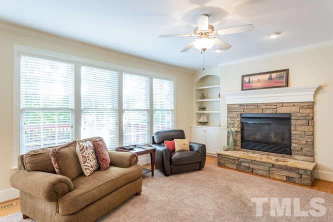 2006 Dunforest Court Raleigh, NC 27614 - Photo 9 of 25 Gallery Image 9