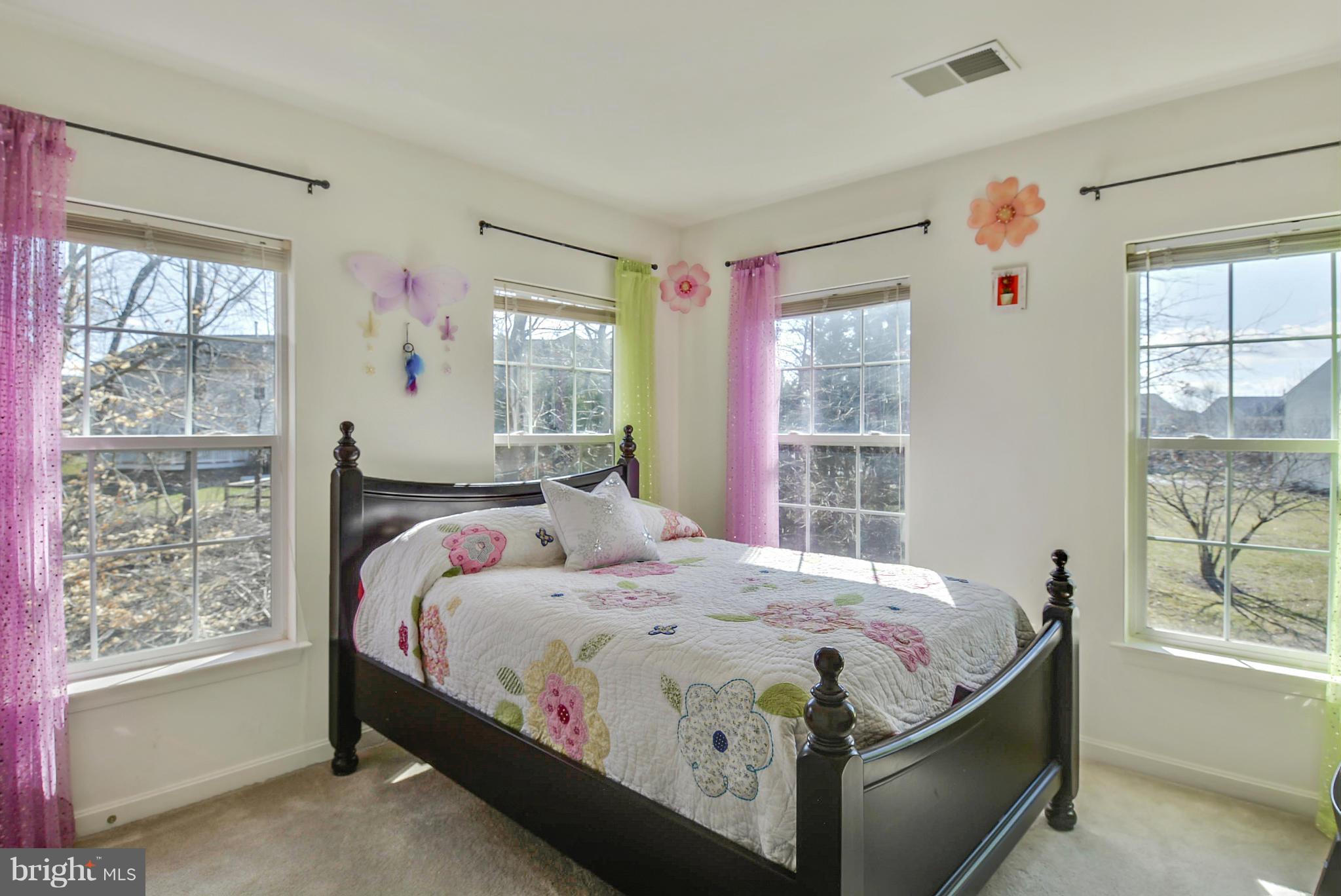 18858 Broken Oak Road Boyds, MD 20841 - Photo 18 of 30 Light-Filled with Amazing Views