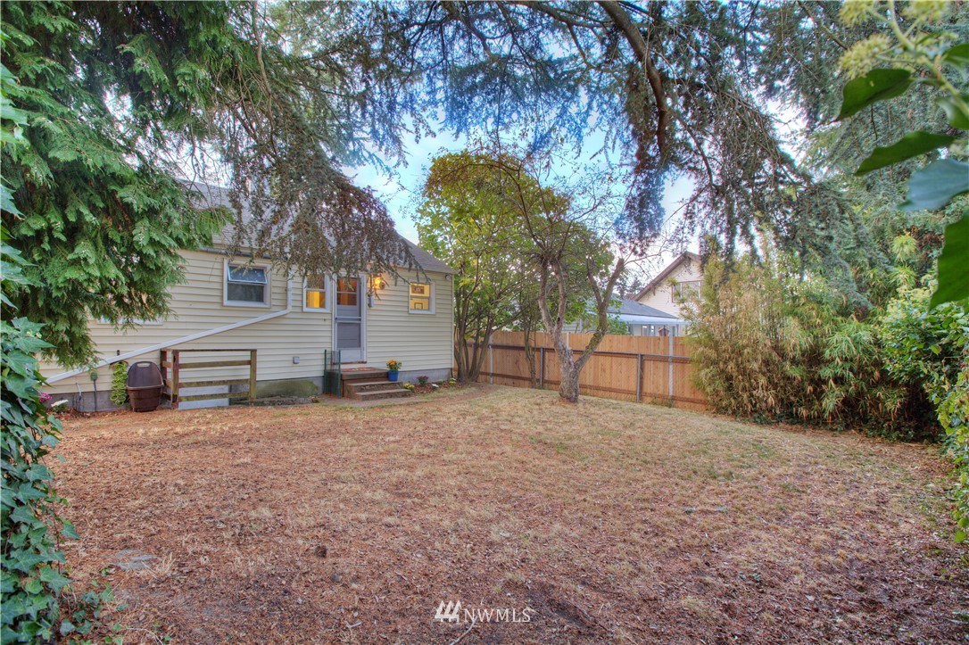 4136 Southwest Kenyon Street Seattle, WA 98136 - Photo 11 of 13 Gallery Image 11