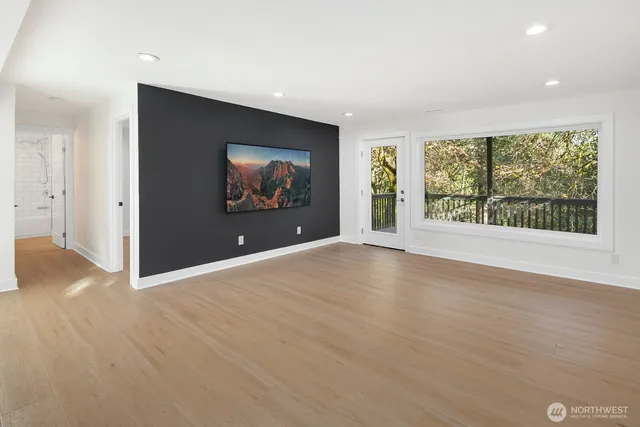 $1,099,000 | 23327 19th Place West, Bothell, WA 98021