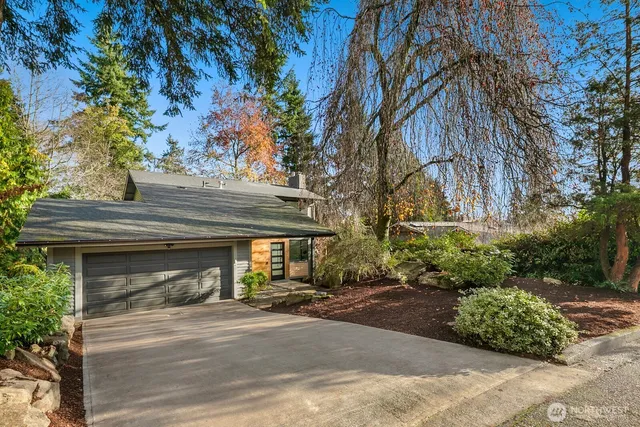 $1,099,000 | 23327 19th Place West, Bothell, WA 98021