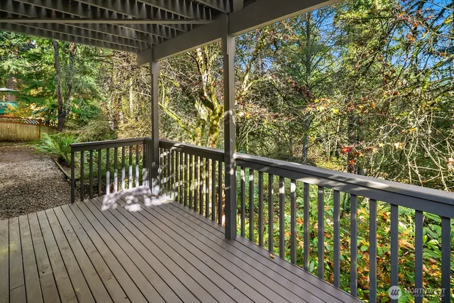 $1,099,000 | 23327 19th Place West, Bothell, WA 98021