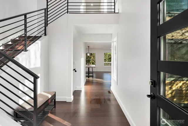 $1,099,000 | 23327 19th Place West, Bothell, WA 98021