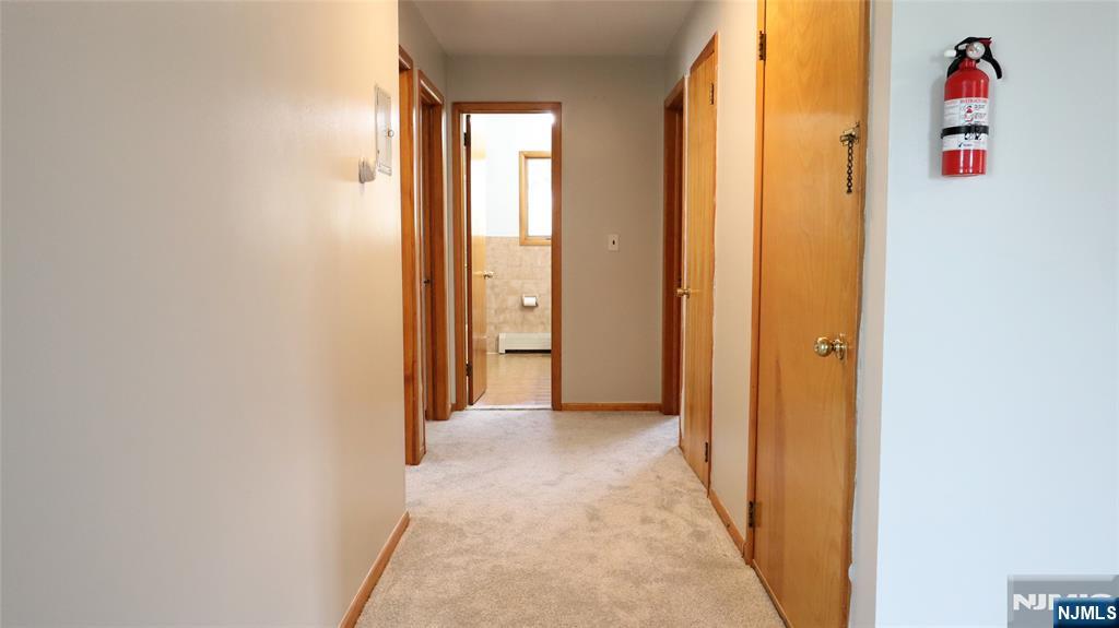 538 Hillside Street, Unit 2 Ridgefield, NJ 07657 - Photo 3 of 35