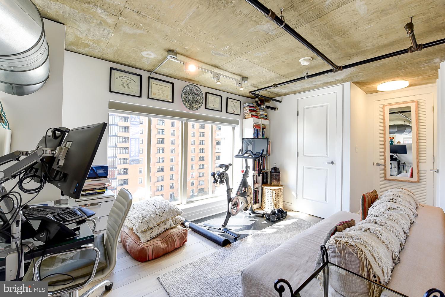 301 Massachusetts Avenue Northwest, Unit 801 Washington, DC 20001 - Photo 16 of 42