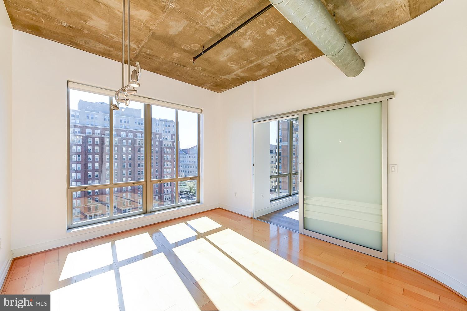 301 Massachusetts Avenue Northwest, Unit 801 Washington, DC 20001 - Photo 27 of 42