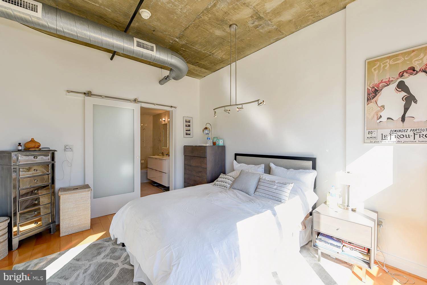 301 Massachusetts Avenue Northwest, Unit 801 Washington, DC 20001 - Photo 33 of 42