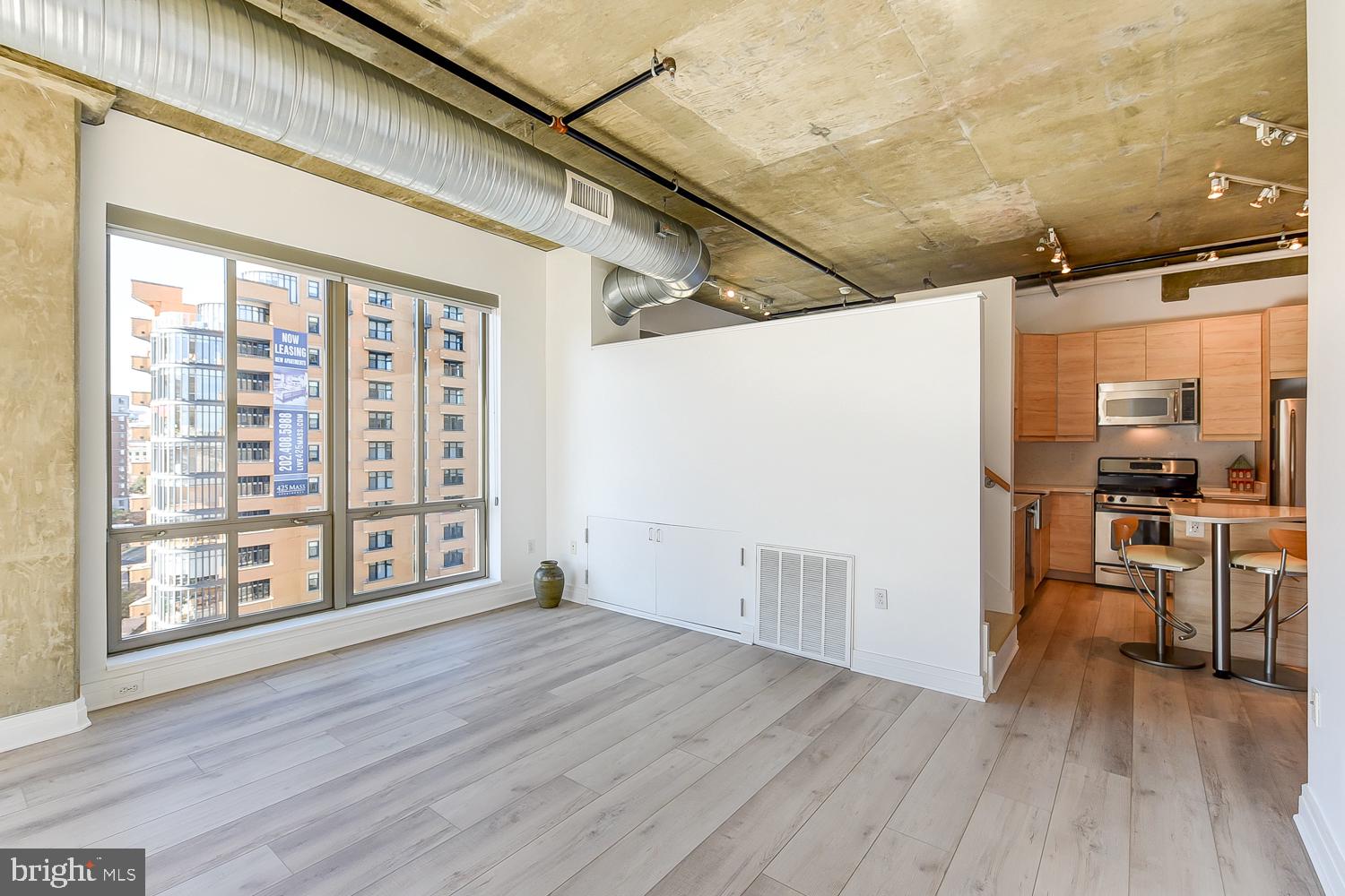 301 Massachusetts Avenue Northwest, Unit 801 Washington, DC 20001 - Photo 9 of 42