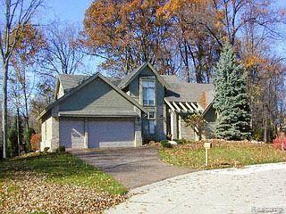 1092 Hidden Lane Rochester, MI 48309 - Photo 1 of 1 Front