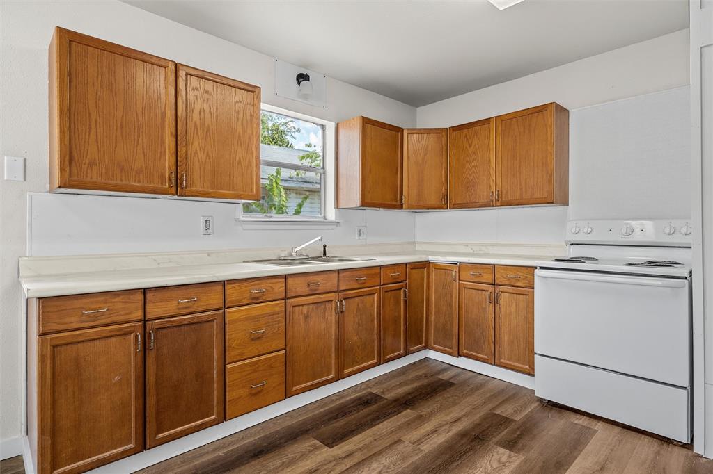 2406 Alexander Avenue Waco, TX 76708 - Photo 12 of 32 Gallery Image 12