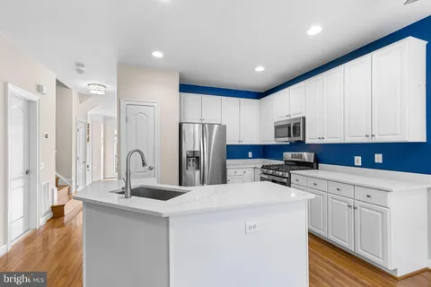 $4,000 | 4652 Kell Lane, Alexandria, VA 22311