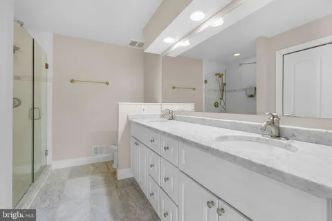 $4,000 | 4652 Kell Lane, Alexandria, VA 22311