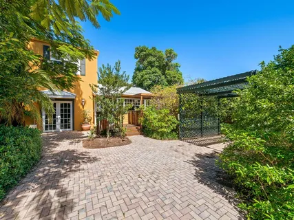 $1,999,999 | 500 North Victoria Park Road, Fort Lauderdale, FL 33301