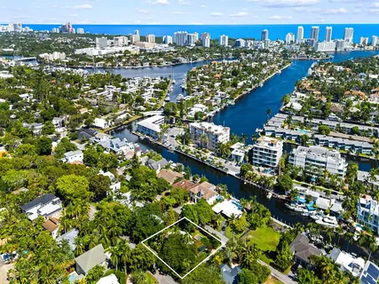 $1,999,999 | 500 North Victoria Park Road, Fort Lauderdale, FL 33301