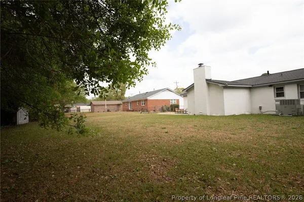 $860 | 1214 Berkshire Road, Fayetteville, NC 28304