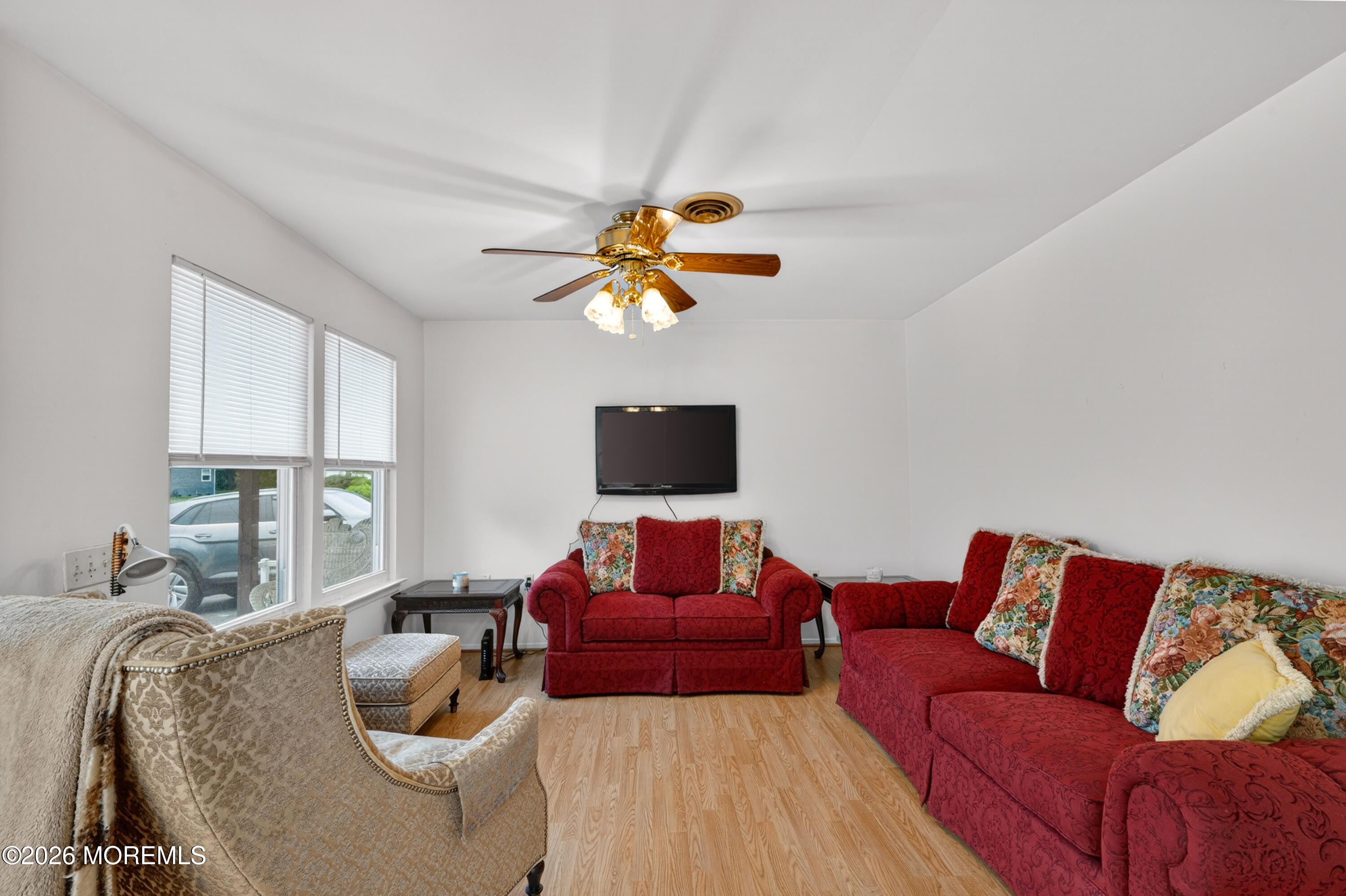 14 C Amesbury Road, Unit 64 Whiting, NJ 08759 - Photo 5 of 17 amesbury-5