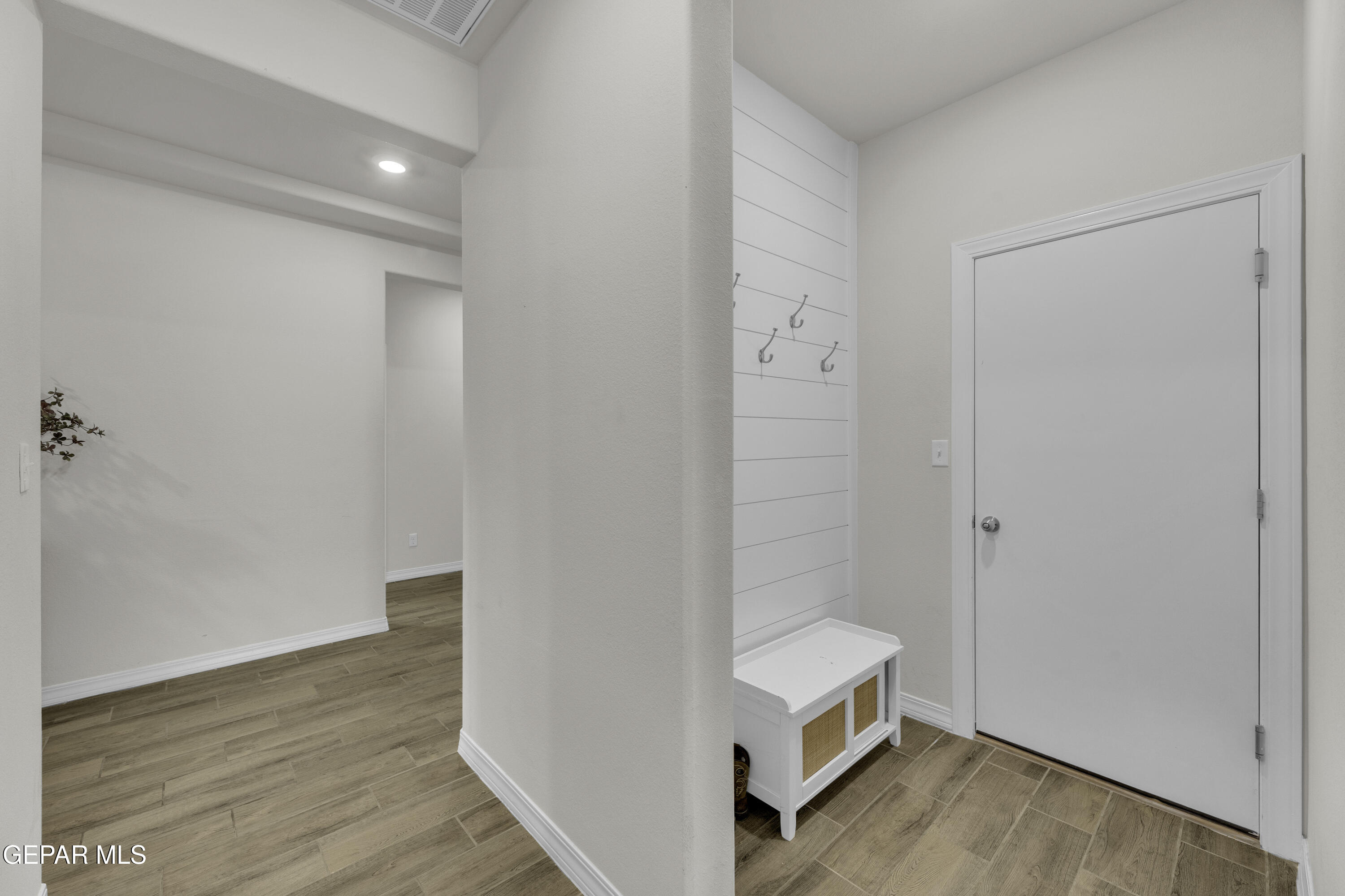 7624 Enchanted Ridge Drive El Paso, TX 79911 - Photo 33 of 51 Garage Entryway