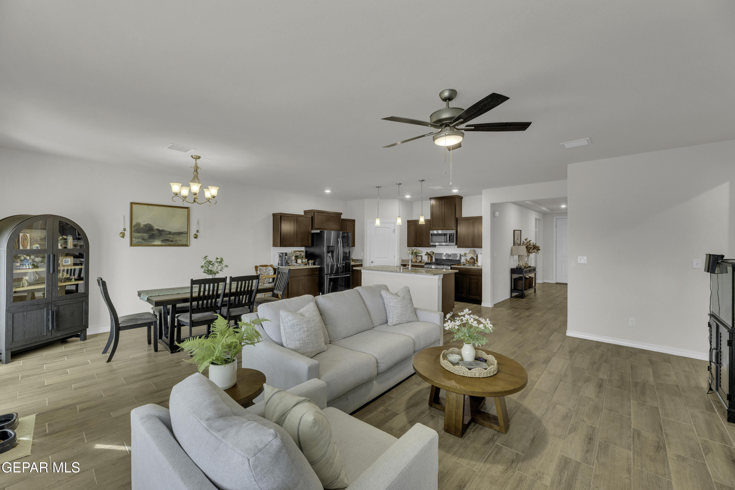 7624 Enchanted Ridge Drive El Paso, TX 79911 - Photo 40 of 51 Open Living Area