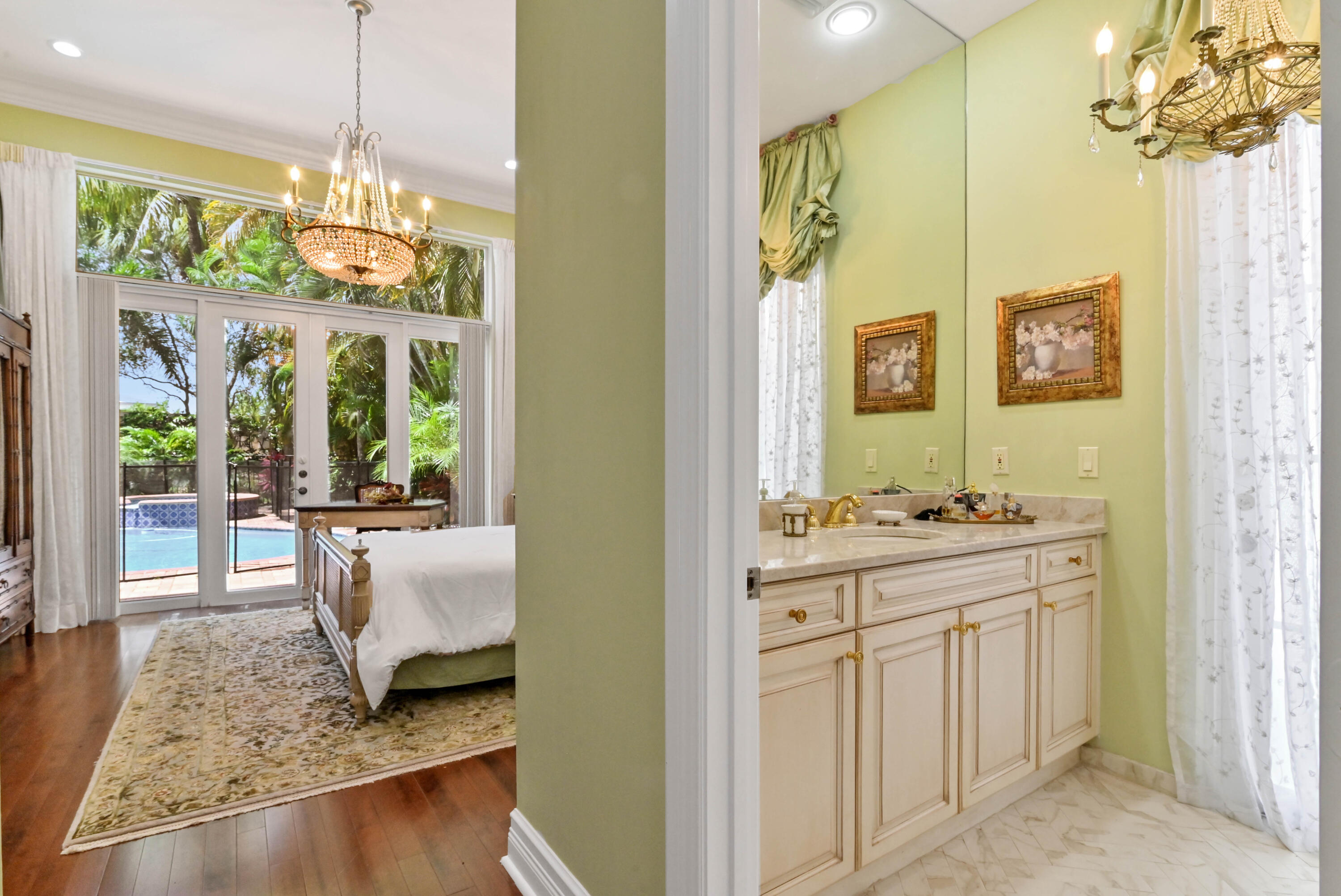 17665 Middlebrook Way Boca Raton, FL 33496 - Photo 22 of 61 22 Bathroom 01