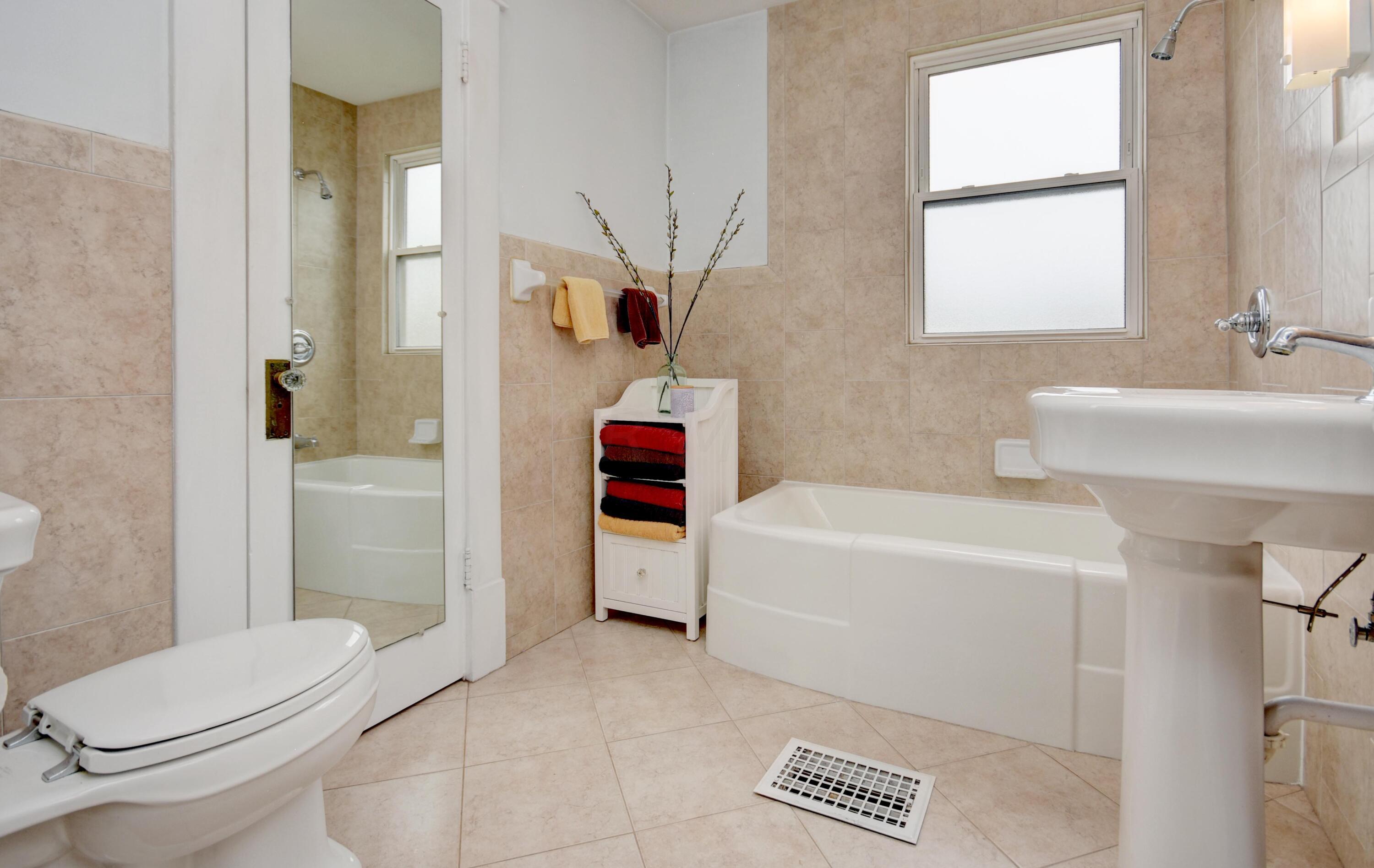 30 Erie Road Columbus, OH 43214 - Photo 36 of 43 Gallery Image 36