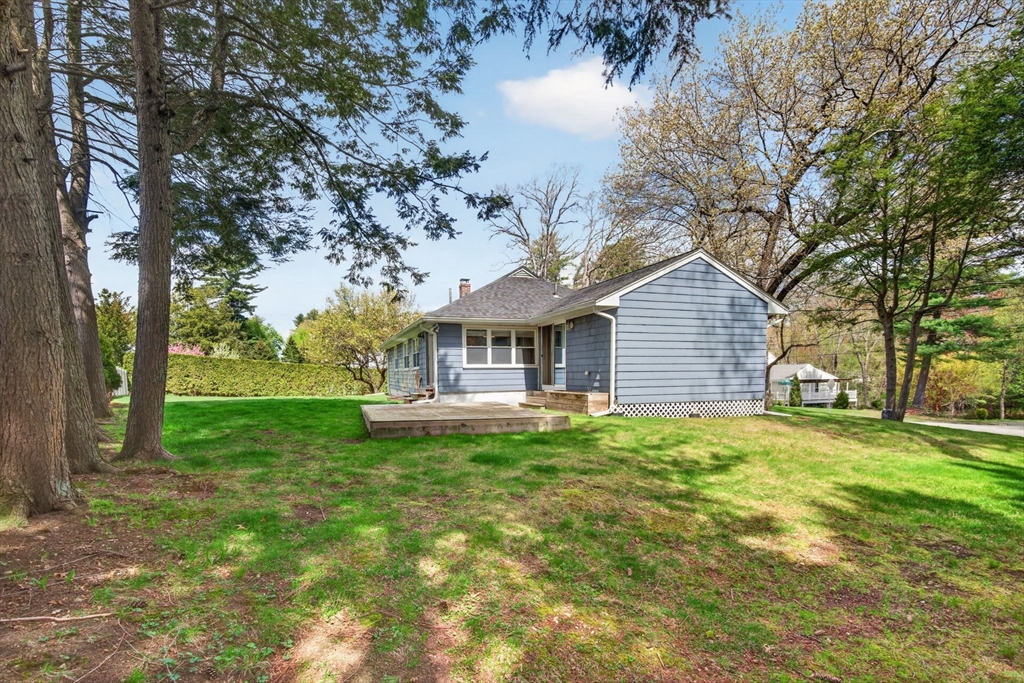 34 Homestead Road Lynnfield, MA 01940 - Photo 31 of 38 Gallery Image 31