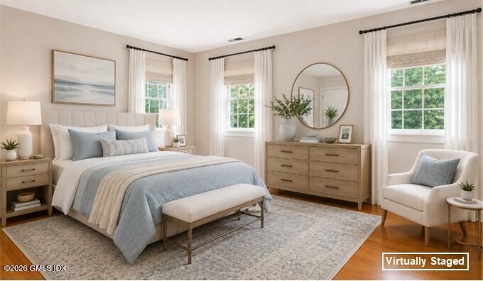 5 Willow Run Road Greenwich, CT 06831 - Photo 35 of 61 Jack and Jill Bedroom