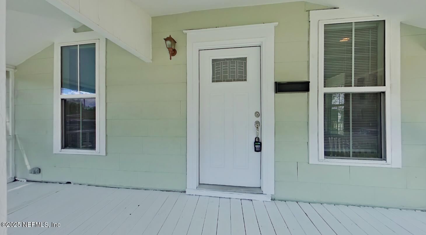 1844 Thacker Avenue Jacksonville, FL 32207 - Photo 4 of 26 1844
