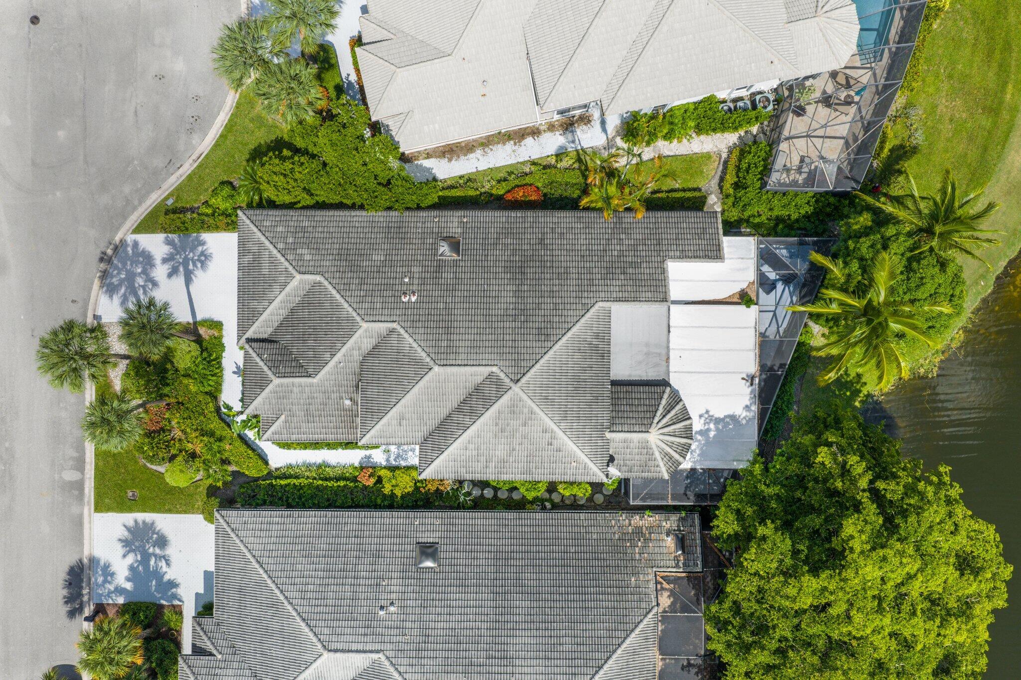 10106 Spyglass Way Boca Raton, FL 33498 - Photo 43 of 44 an aerial view of a house