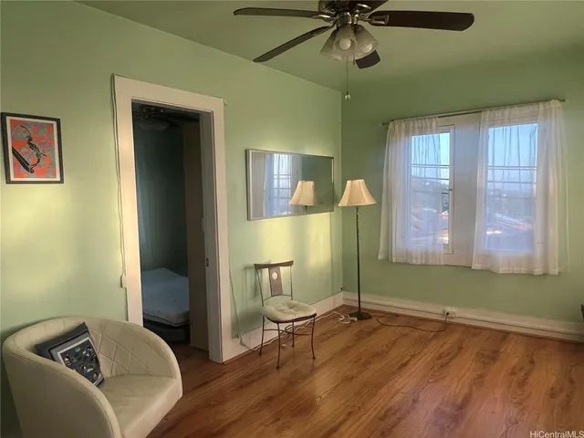 $2,000 | 1245 B Alewa Drive, Honolulu, HI 96817