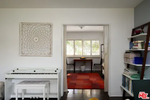 $715,000 | 5587 1/2 Village Green, Los Angeles, CA 90016