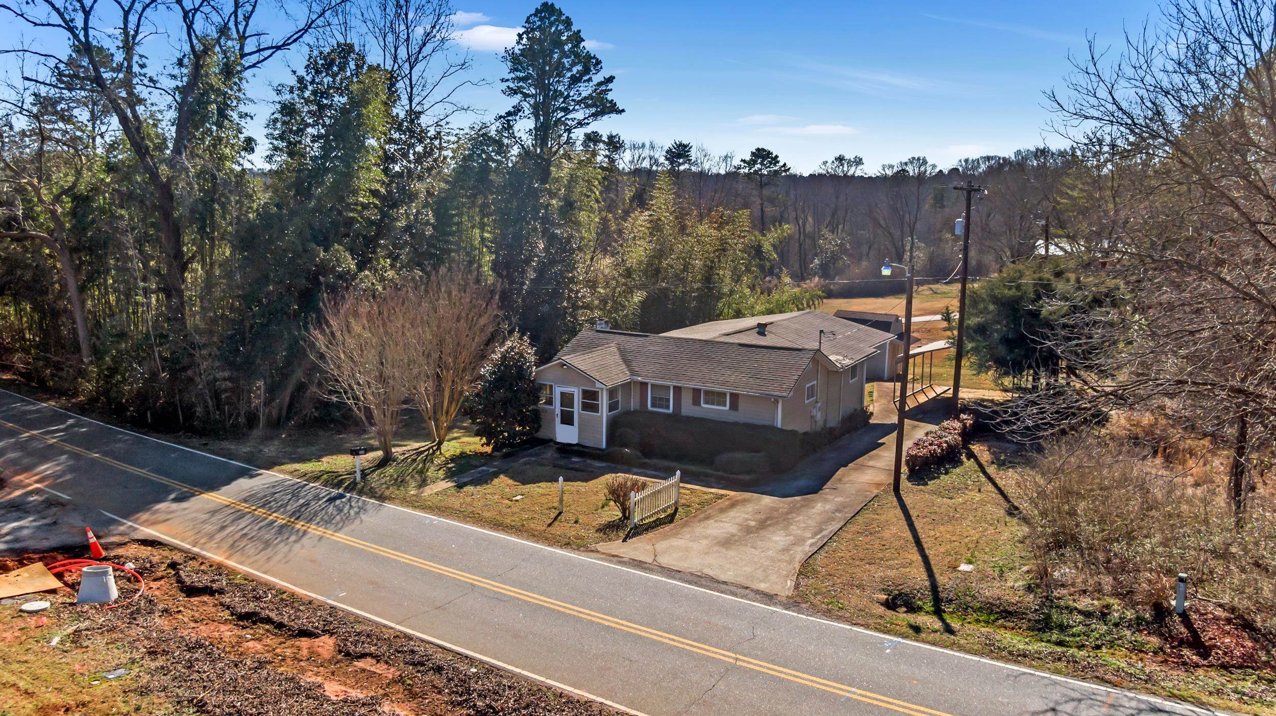 515 Green River Road Chesnee, SC 29323 - Photo 2 of 34 Gallery Image 2