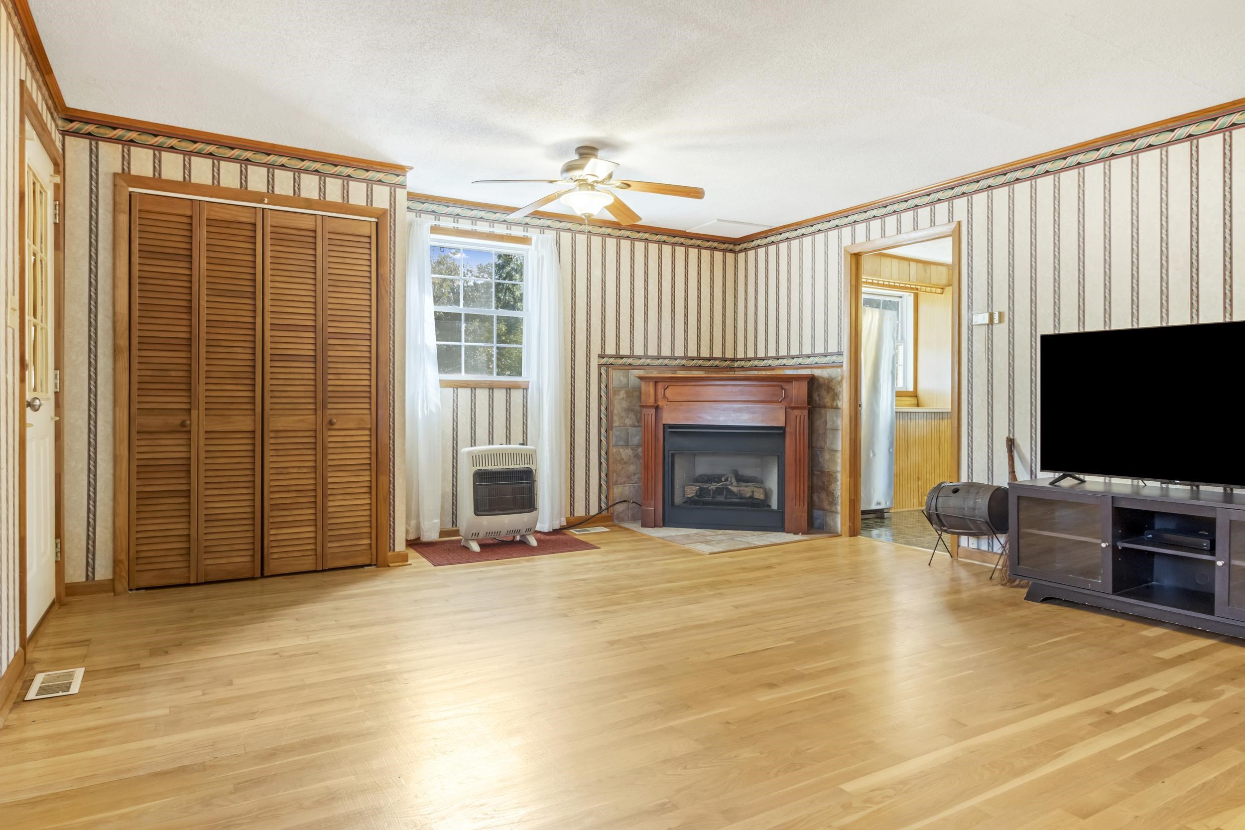 515 Green River Road Chesnee, SC 29323 - Photo 7 of 34 Gallery Image 7