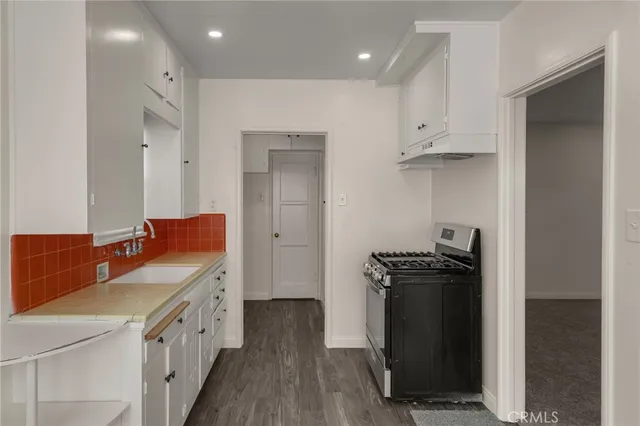 $474,999 | 773 West C Street, Colton, CA 92324