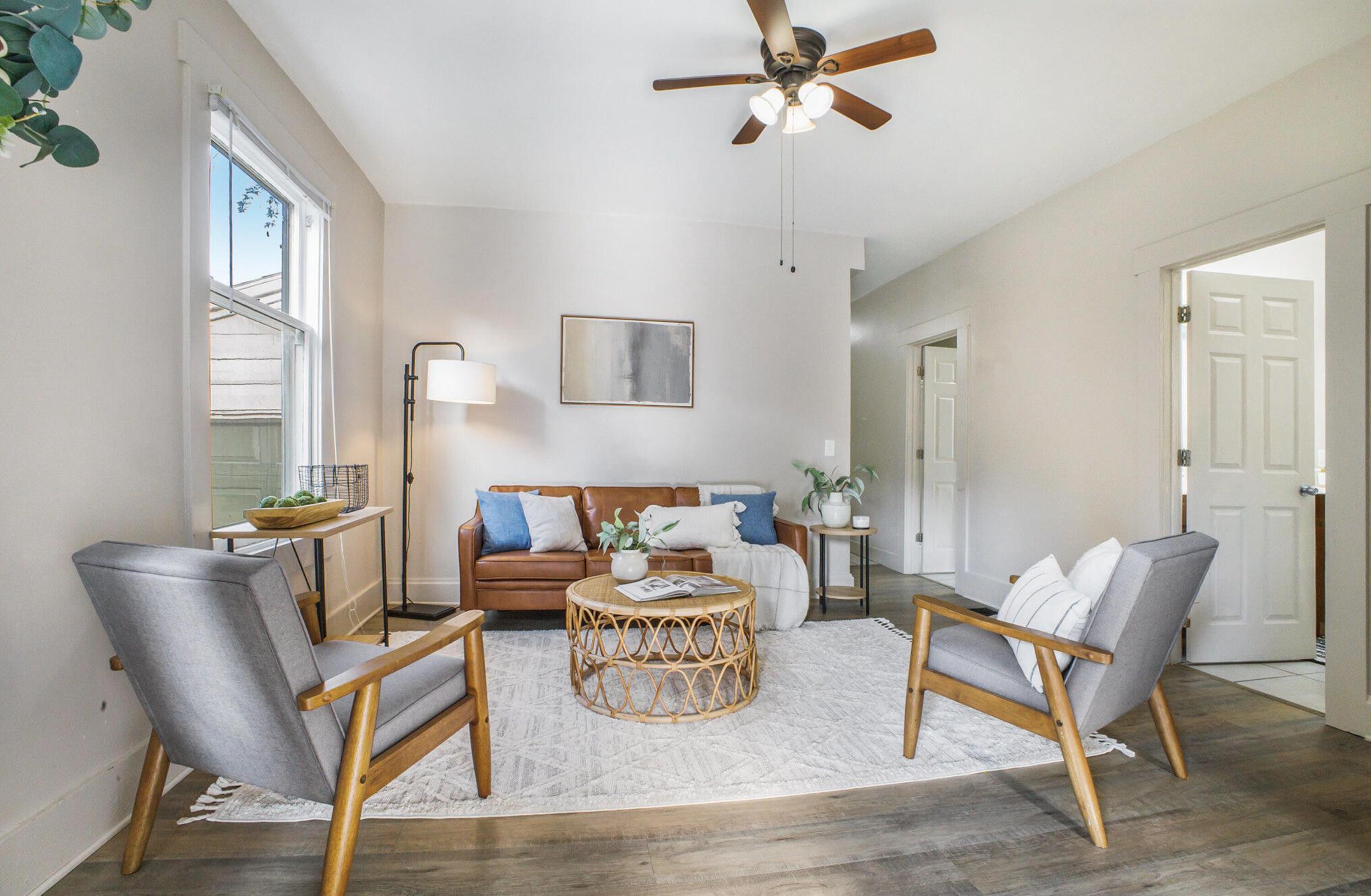 311 Robey Place Southeast Grand Rapids, MI 49506 - Photo 2 of 18 Living Room 1