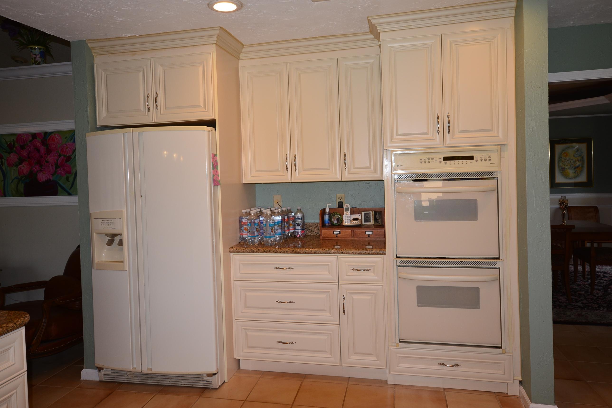 21620 Reflection Lane Boca Raton, FL 33428 - Photo 13 of 36 Renovated Kitchen