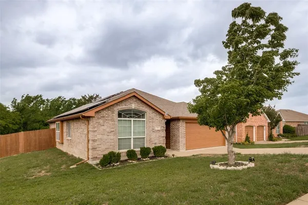 $270,000 | 7813 Oak Garden Trail, Dallas, TX 75232