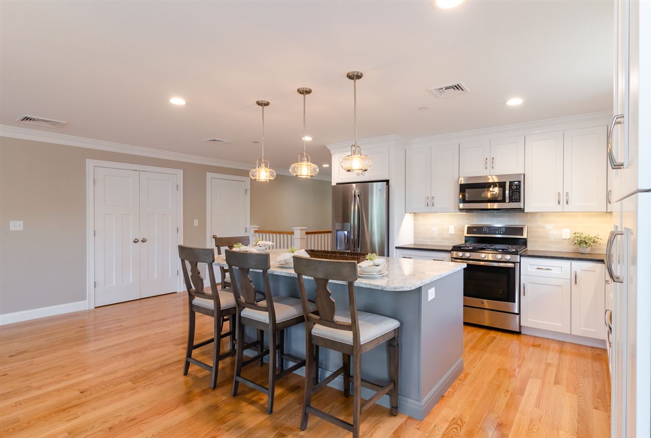 254 Villager Road, Unit 92 Chester, NH 03036 - Photo 4 of 40