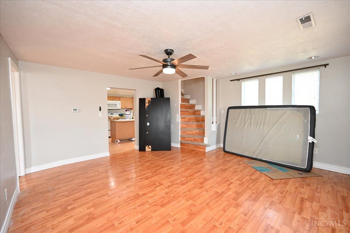 10379 Burlington Road Cincinnati, OH 45231 - Photo 19 of 44 Gallery Image 19