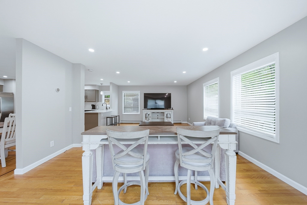 89 Webster Street Douglas, MA 01516 - Photo 4 of 42