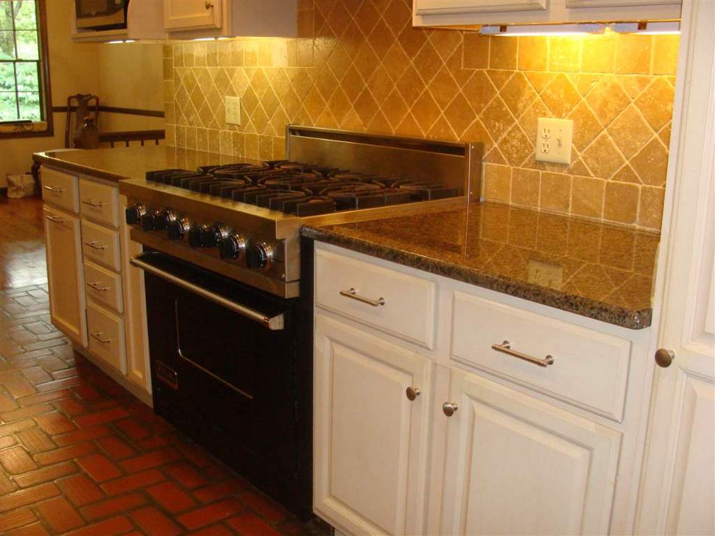 102 Regent Road Anderson, SC 29621 - Photo 9 of 30