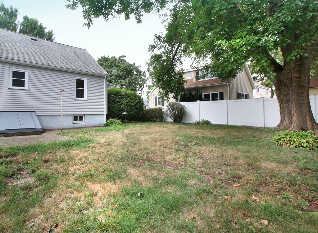 14 University Road Arlington, MA 02474 - Photo 20 of 20 Gallery Image 20