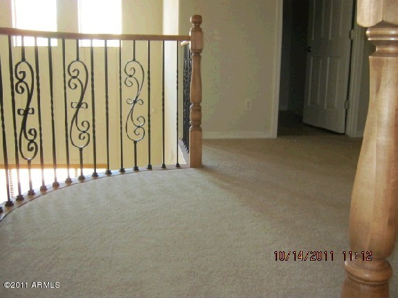 2144 West Kathleen Road Phoenix, AZ 85023 - Photo 6 of 8 loft area