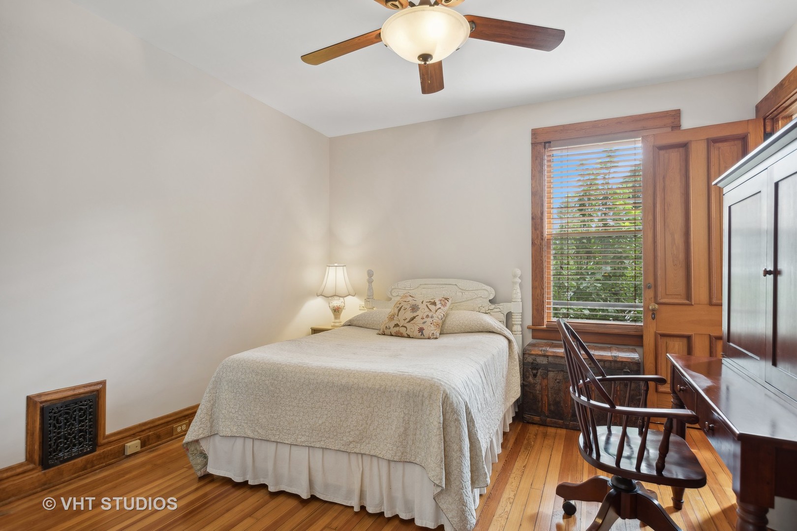 617 East Illinois Road Lake Forest, IL 60045 - Photo 29 of 47 Gallery Image 29
