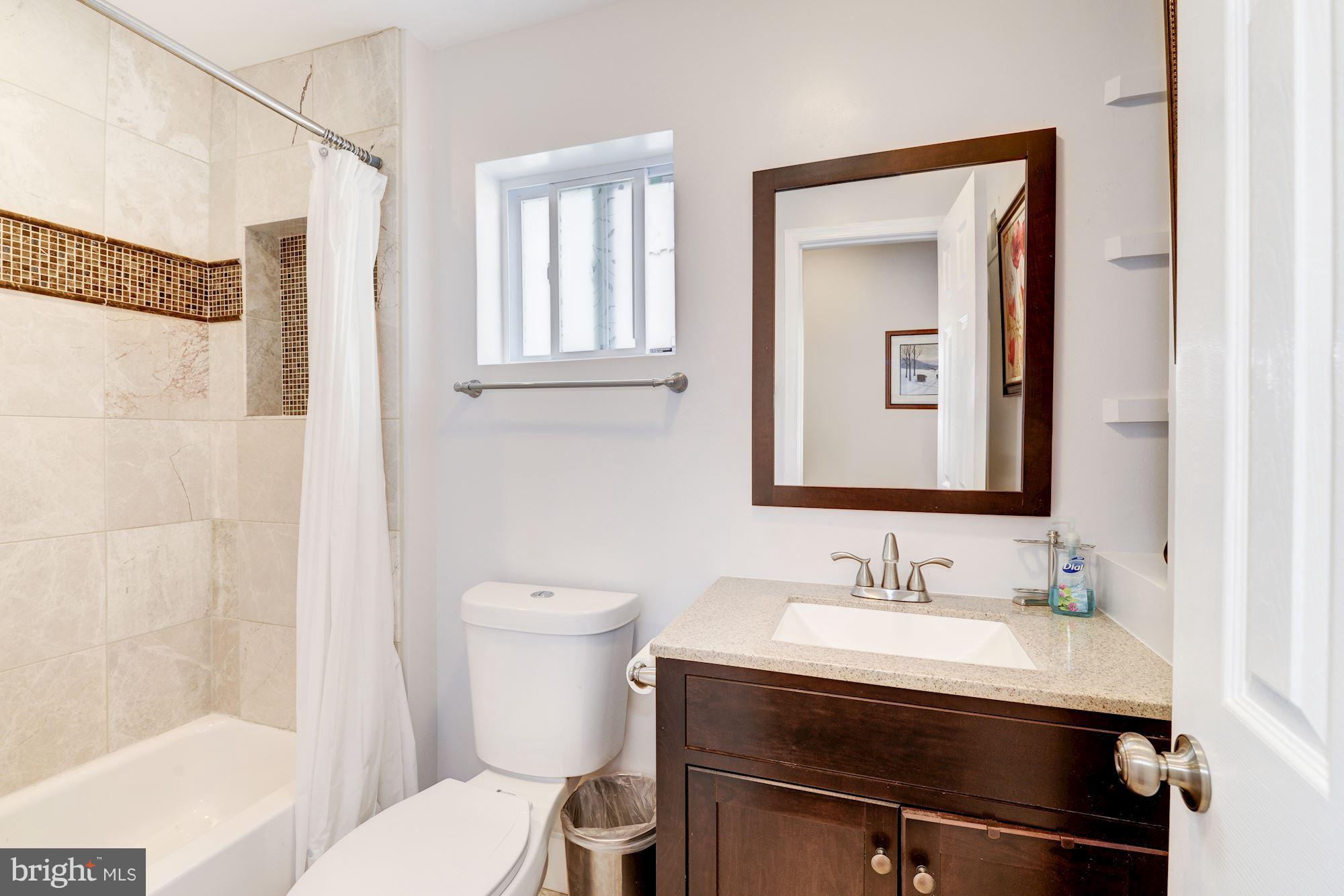 2012 2nd Street Northwest Washington, DC 20001 - Photo 15 of 25 Bath