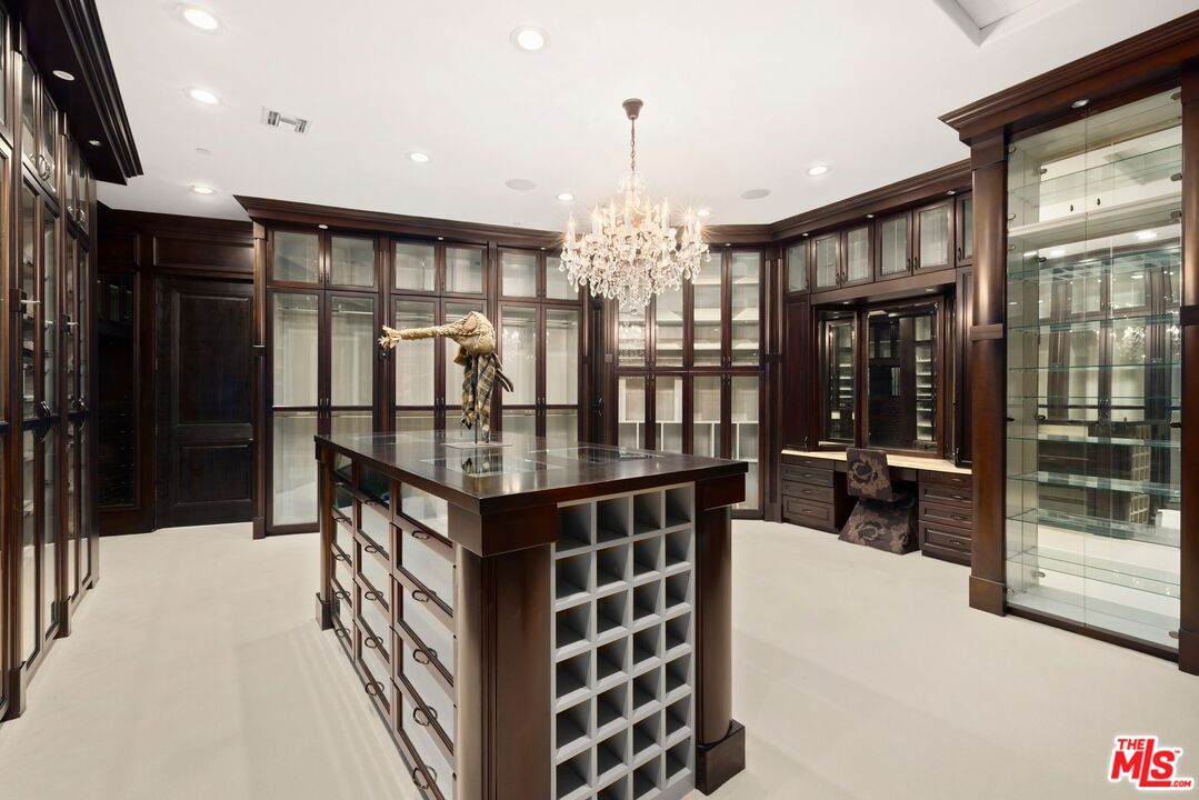 12705 Chalon Road Los Angeles, CA 90049 - Photo 23 of 47