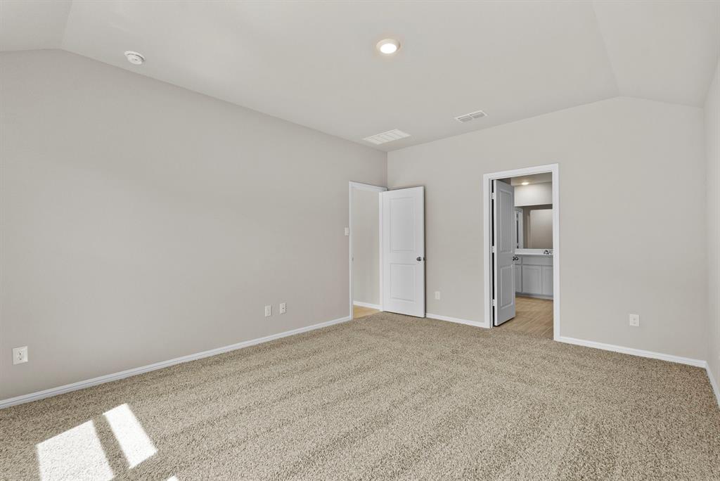 541 Marsh Street Cleburne, TX 76033 - Photo 21 of 26